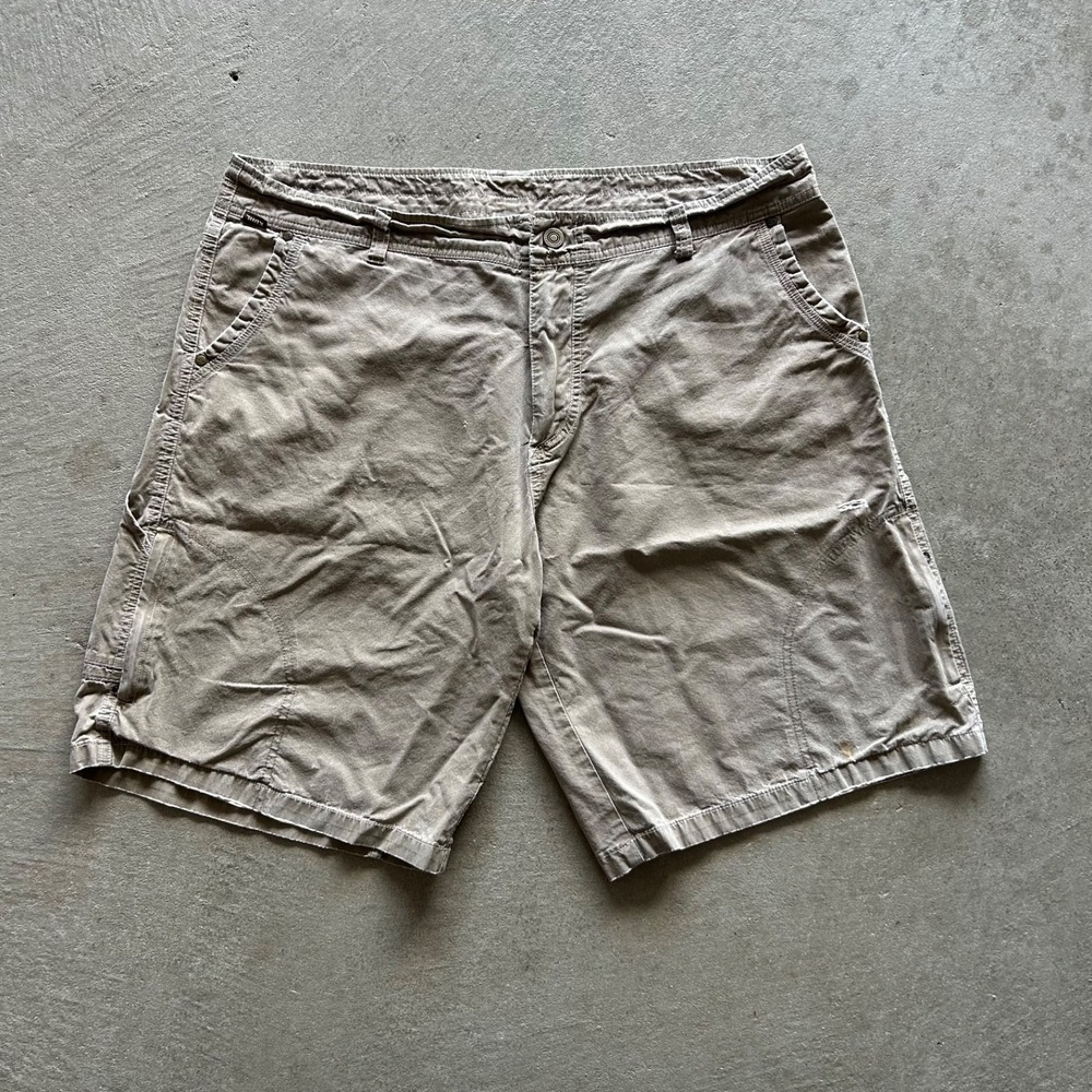 Kuhl Shorts Mens Size 40 Tan Vintage Patina Dye Hiking Outdoor Trail Cargo